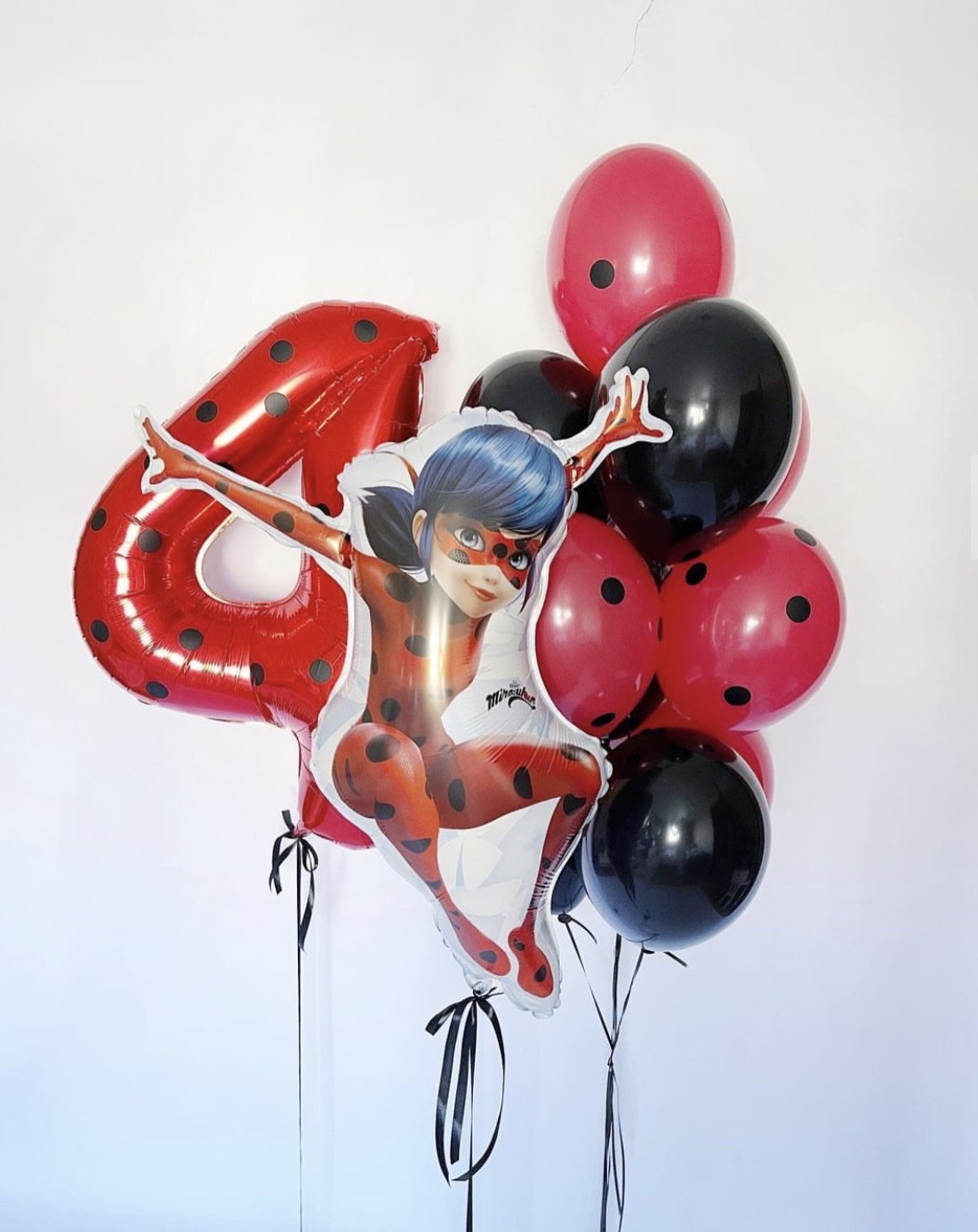 Hēlija balonu kompozīcija "Super Mārīte"